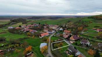 Prodej pozemku 840 m², Stavěšice
