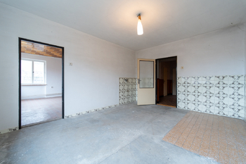 Prodej domu 200 m², Rovečné