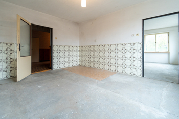 Prodej domu 200 m², Rovečné