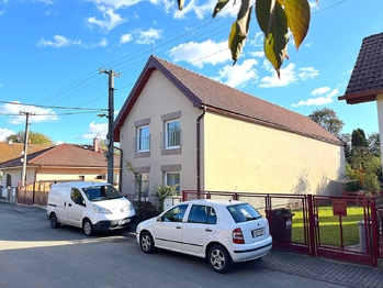 Pohled na RD - Prodej domu 235 m², Hořín