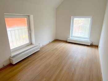Pokoj č.2 - Prodej domu 235 m², Hořín