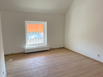 Pokoj - Prodej domu 235 m², Hořín