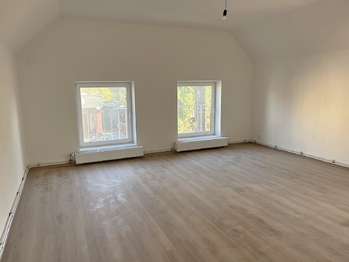 2NP obytná místnost - Prodej domu 235 m², Hořín