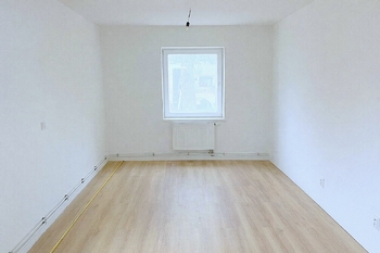 1NP - pokoj - Prodej domu 235 m², Hořín