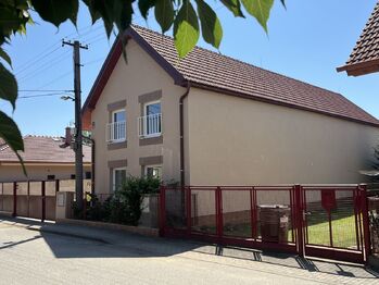 Prodej domu 235 m², Hořín