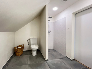 Prodej domu 175 m², Klučenice