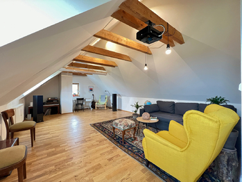 Prodej domu 175 m², Klučenice