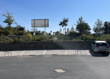 Pronájem garážového stání, Jinočany