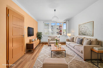 vizualizace - obývací pokoj - Prodej bytu 3+1 v osobním vlastnictví 76 m², Nové Hrady