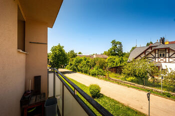 balkon  - Prodej bytu 3+1 v osobním vlastnictví 76 m², Nové Hrady