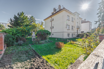 Prodej bytu 1+kk v osobním vlastnictví 23 m², Praha 10 - Strašnice