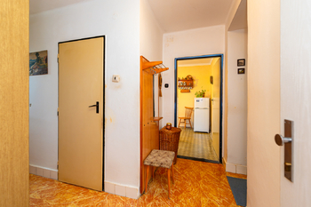 Prodej bytu 2+1 v osobním vlastnictví 69 m², Praha 6 - Liboc