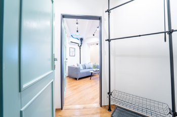 Vstupní chodba - Prodej bytu 1+kk v osobním vlastnictví 40 m², Praha 7 - Holešovice