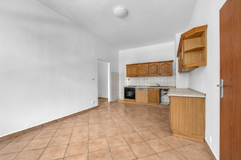 Prodej bytu 2+1 v osobním vlastnictví 98 m², Milovice