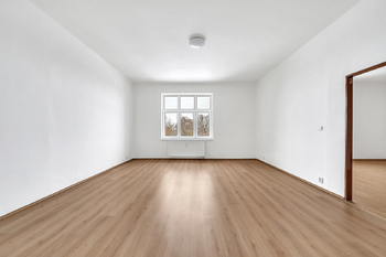 Prodej bytu 2+1 v osobním vlastnictví 98 m², Milovice