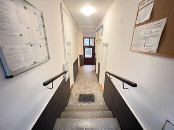 Pronájem bytu 2+1 v osobním vlastnictví 61 m², Praha 10 - Vršovice