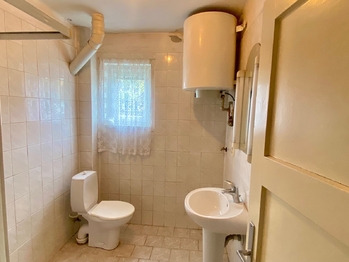 Prodej bytu 3+kk v osobním vlastnictví 49 m², Košťany