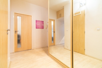 +420 739 604 767 I www.vaclavadamcik.cz I vaclav.adamcik@re-max.cz I prodej bytu Vietnamská Ostrava - Prodej bytu 1+1 v osobním vlastnictví 36 m², Ostrava