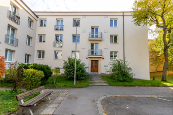 Prodej bytu 2+1 v osobním vlastnictví 53 m², Praha 6 - Veleslavín