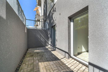 Prodej bytu 1+kk v osobním vlastnictví 45 m², Milovice