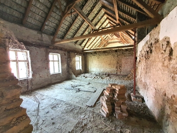 Prodej pozemku 2394 m², Moravský Krumlov