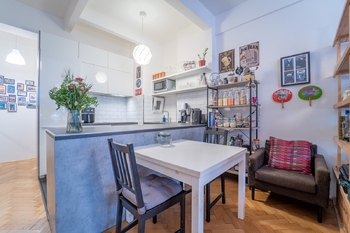 Prodej bytu 2+kk v osobním vlastnictví 58 m², Praha 7 - Holešovice