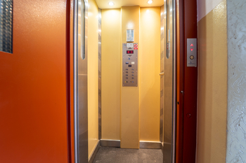 Prodej bytu 2+kk v osobním vlastnictví 58 m², Praha 7 - Holešovice