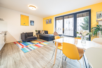 Prodej bytu 2+kk v osobním vlastnictví 61 m², Praha 5 - Smíchov