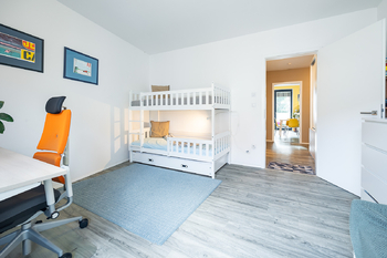 Prodej bytu 2+kk v osobním vlastnictví 61 m², Praha 5 - Smíchov