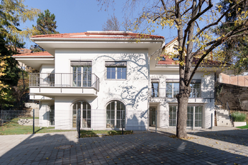 Prodej bytu 4+kk v osobním vlastnictví 238 m², Praha 10 - Záběhlice