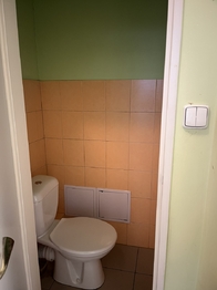 Pronájem obchodních prostor 21 m², Rožnov pod Radhoštěm