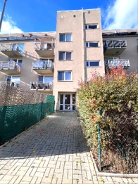 Pronájem bytu 1+kk v osobním vlastnictví 30 m², Hostivice