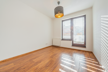 ložnice - Pronájem bytu 2+kk v osobním vlastnictví 70 m², Praha 5 - Košíře