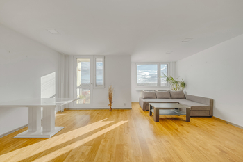 Pronájem bytu 3+kk v družstevním vlastnictví 70 m², Praha 4 - Háje