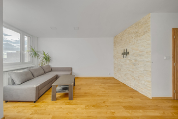 Pronájem bytu 3+kk v družstevním vlastnictví 70 m², Praha 4 - Háje