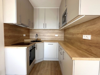 Prodej bytu 2+kk v osobním vlastnictví 43 m², Praha 5 - Stodůlky