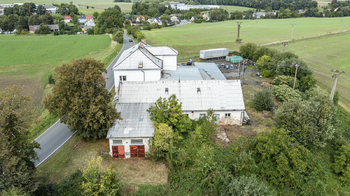 Prodej výrobních prostor 1220 m², Skorošice