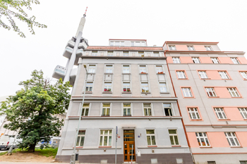 Pronájem bytu 1+kk v osobním vlastnictví 45 m², Praha 3 - Žižkov