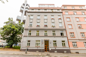 Pronájem bytu 1+kk v osobním vlastnictví 45 m², Praha 3 - Žižkov