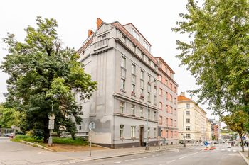 Pronájem bytu 1+kk v osobním vlastnictví 45 m², Praha 3 - Žižkov