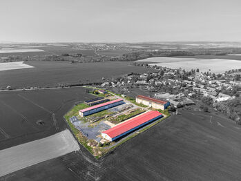 Pronájem skladovacích prostor 3690 m², Dolní Chvatliny