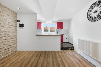 Prodej bytu 3+kk v osobním vlastnictví 96 m², Oleška