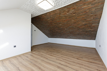 Prodej bytu 3+kk v osobním vlastnictví 96 m², Oleška