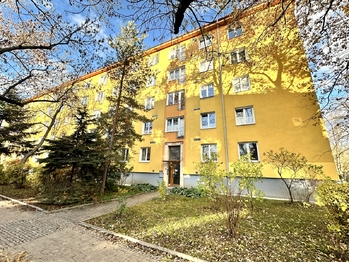 Prodej bytu 2+1 v osobním vlastnictví 43 m², Praha 10 - Strašnice