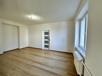 Prodej bytu 2+1 v osobním vlastnictví 43 m², Praha 10 - Strašnice