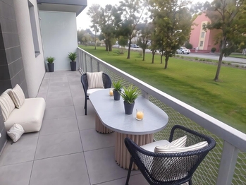 Pronájem bytu 2+kk v družstevním vlastnictví 64 m², Praha 9 - Prosek