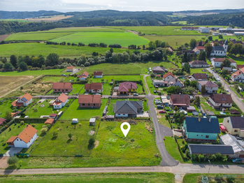 Prodej pozemku 983 m², Mlečice