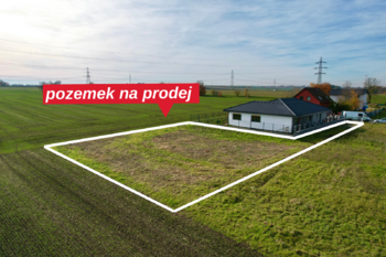 Prodej pozemku 852 m², Zápy