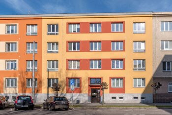 Prodej bytu 2+1 v osobním vlastnictví 57 m², Hradec Králové