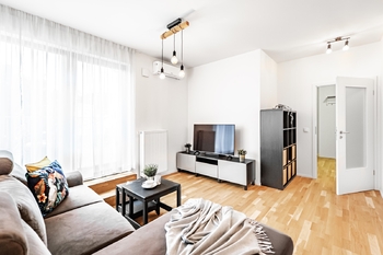 Prodej bytu 2+kk v osobním vlastnictví 90 m², Praha 5 - Smíchov